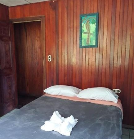 Hostel California Monteverde Екстер'єр фото