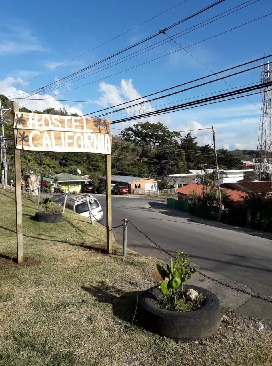 Hostel California Monteverde Екстер'єр фото