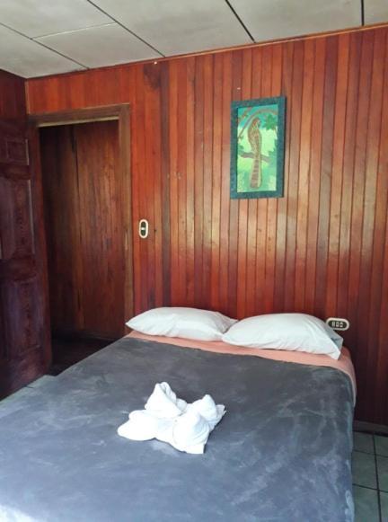 Hostel California Monteverde Екстер'єр фото
