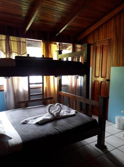 Hostel California Monteverde Екстер'єр фото